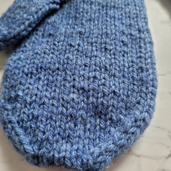 Hand knit Mittens - Picture 5 of 9